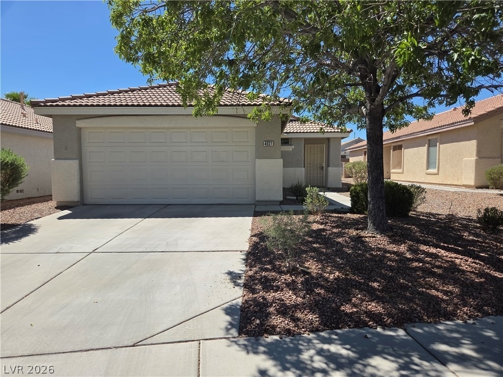 4931 Lunetto Avenue - Photo 0
