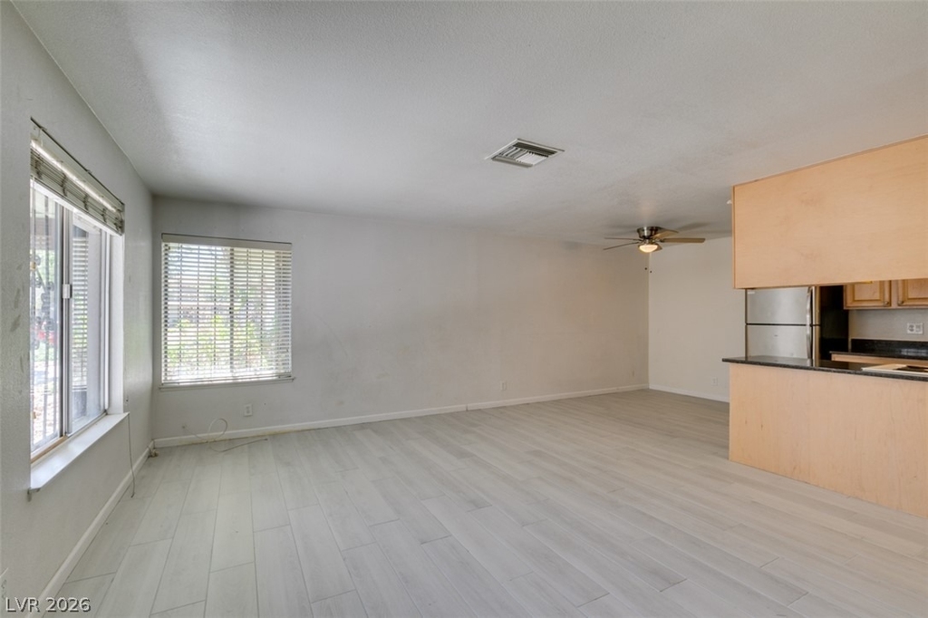 1486 Elizabeth Avenue - Photo 5