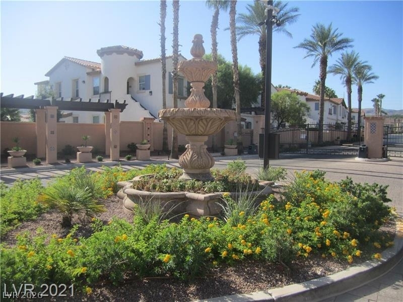 50 Aura De Blanco Street - Photo 1