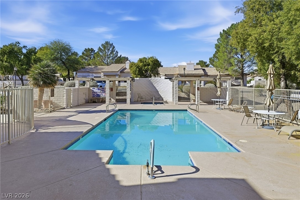 250 Garfield Drive - Photo 40