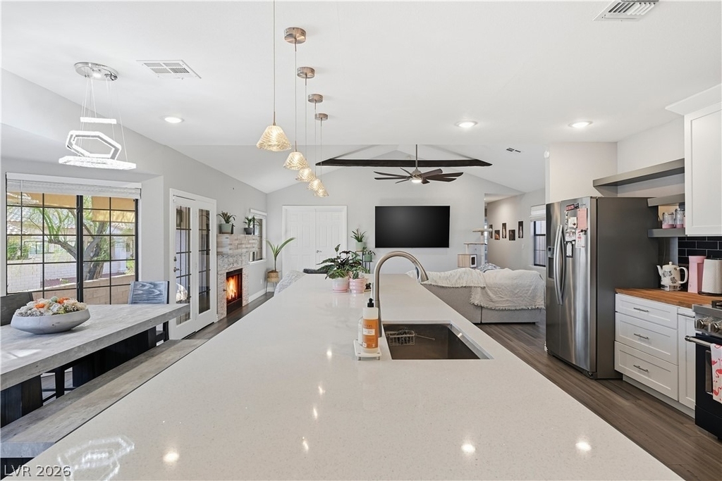 250 Garfield Drive - Photo 17