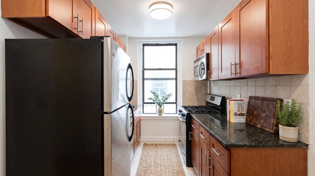 260 Convent Avenue - Photo 5