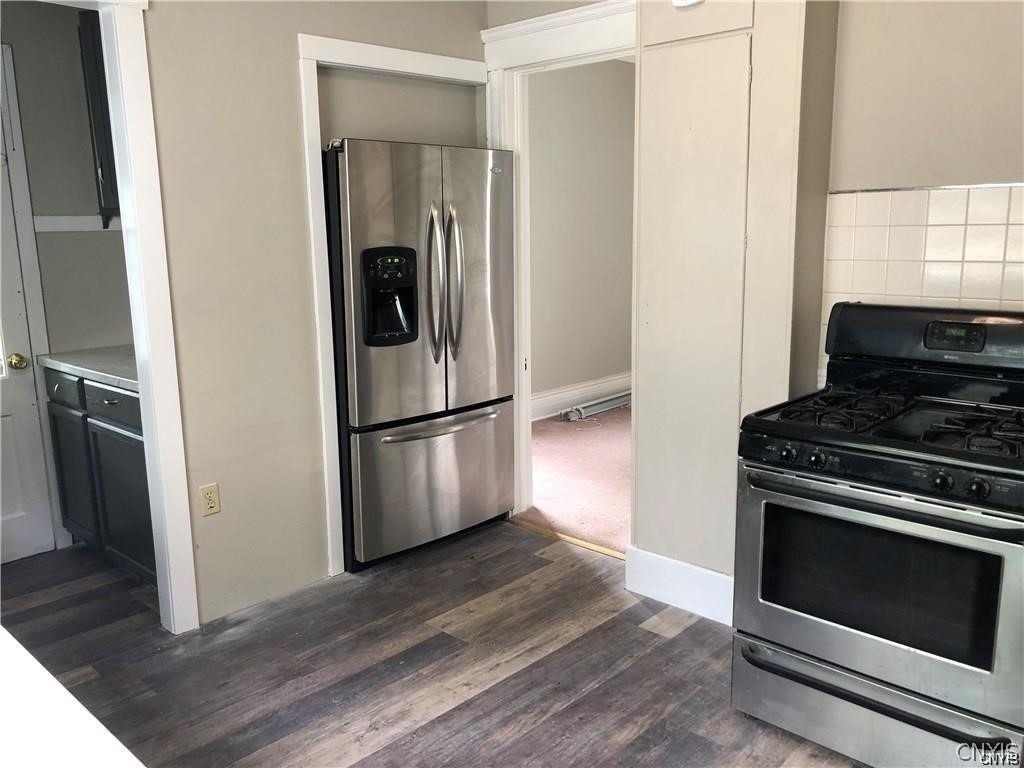 139 Strong Avenue - Photo 3