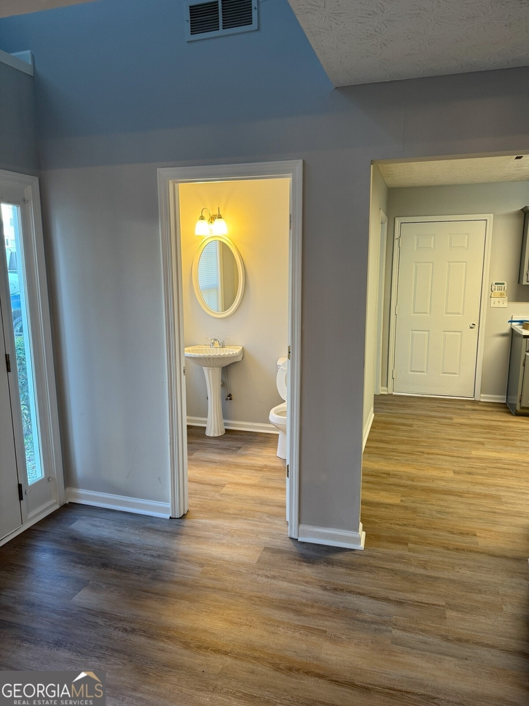3033 Winding Grove Drive - Photo 3