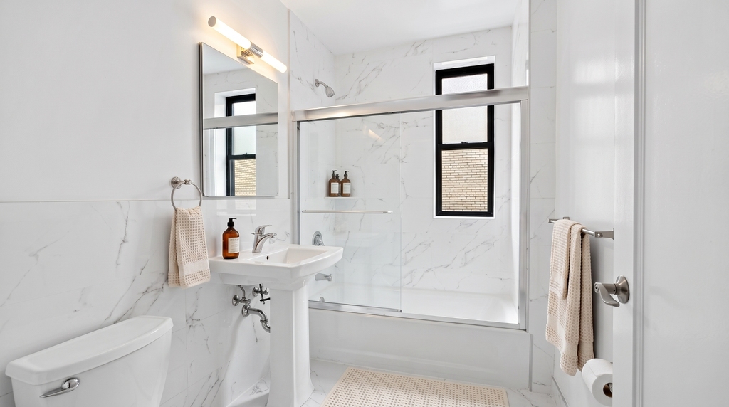 920 Riverside Drive - Photo 6