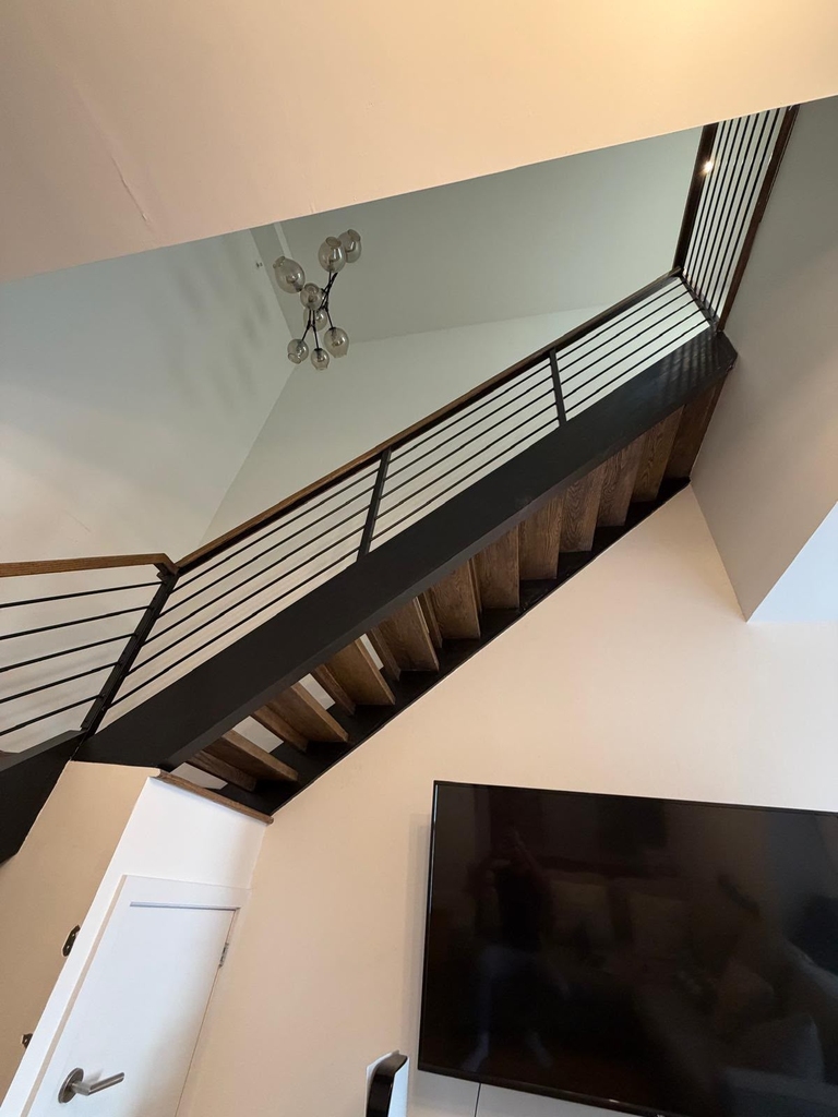 245 West 25th Street - Photo 2