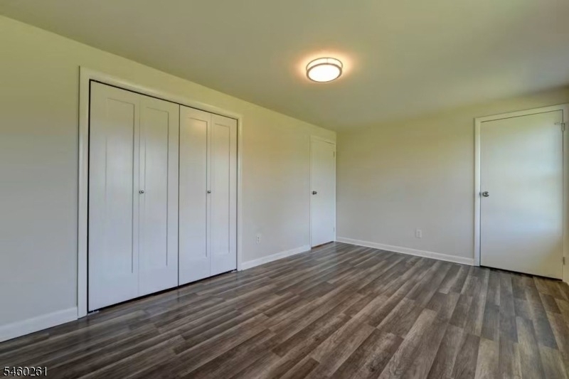 275 Main St - Photo 5