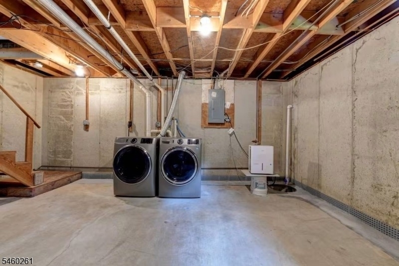 275 Main St - Photo 11