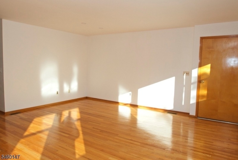 426 Laurita St - Photo 5