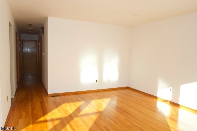 426 Laurita St - Photo 4
