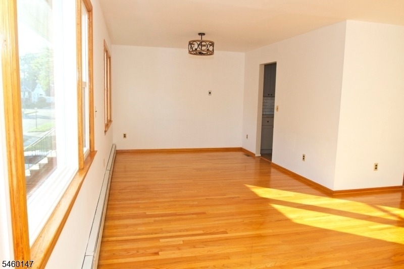 426 Laurita St - Photo 3