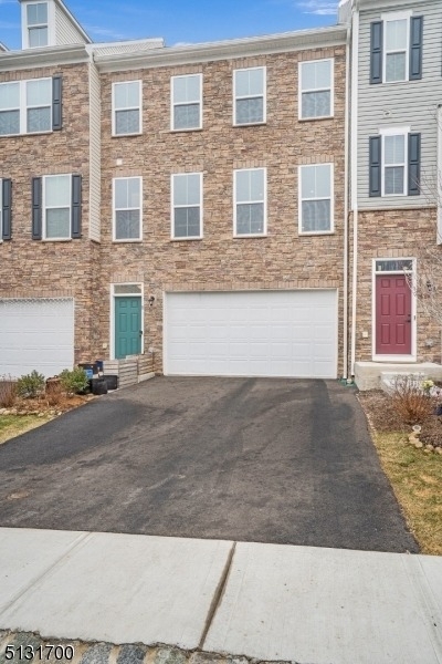 8 Swackhammer Way - Photo 1