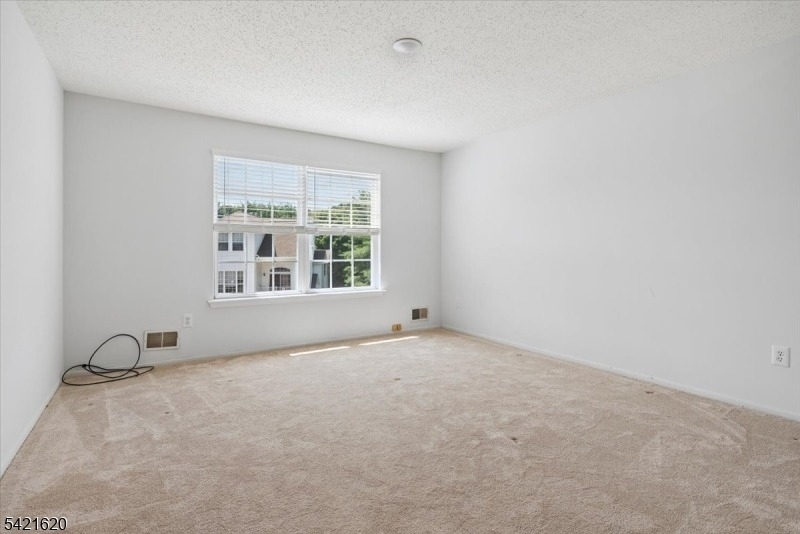 82 Hancock Dr - Photo 33