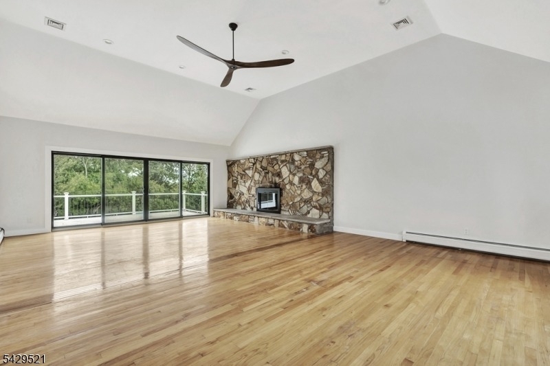 136 Carlough Rd - Photo 7