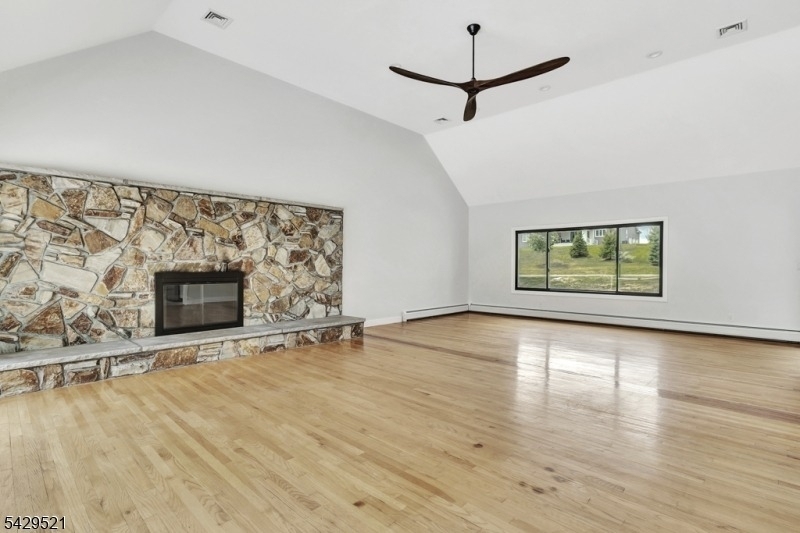 136 Carlough Rd - Photo 6