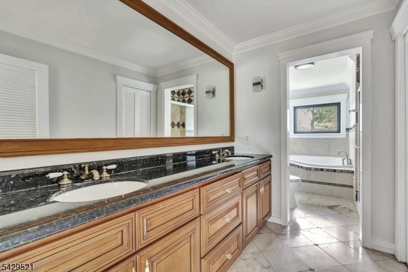 136 Carlough Rd - Photo 14