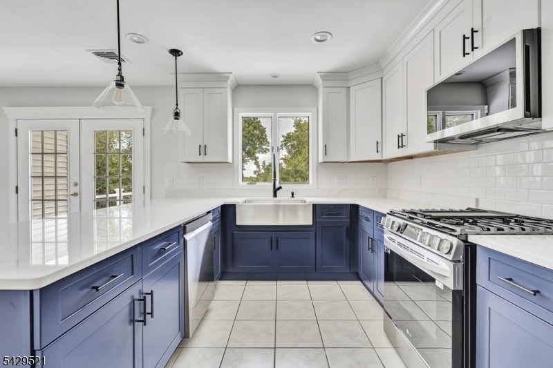 136 Carlough Rd - Photo 9