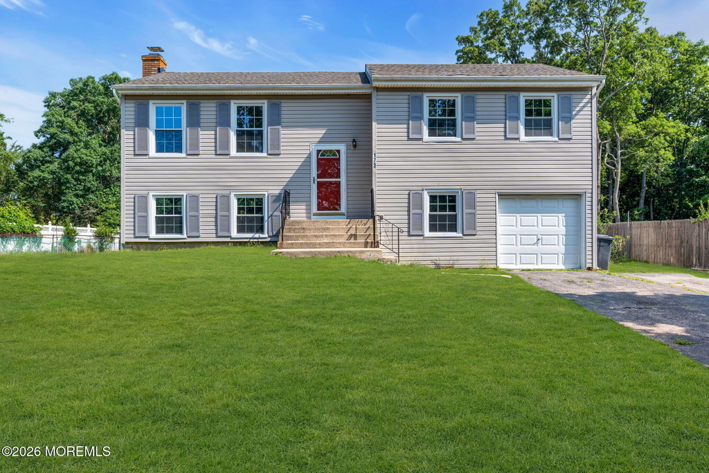 173 Stowe Street - Photo 4