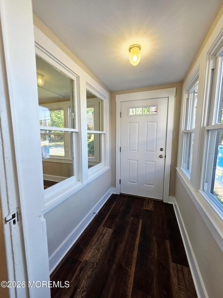 39 E Sunset Avenue - Photo 2