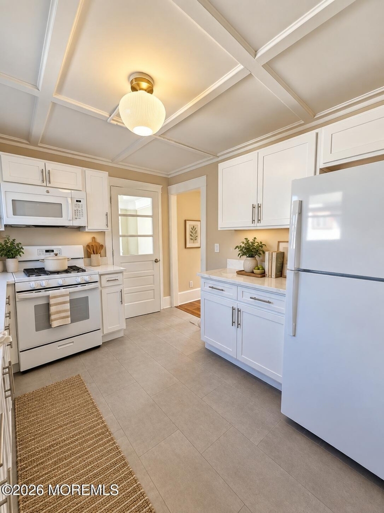 39 E Sunset Avenue - Photo 10