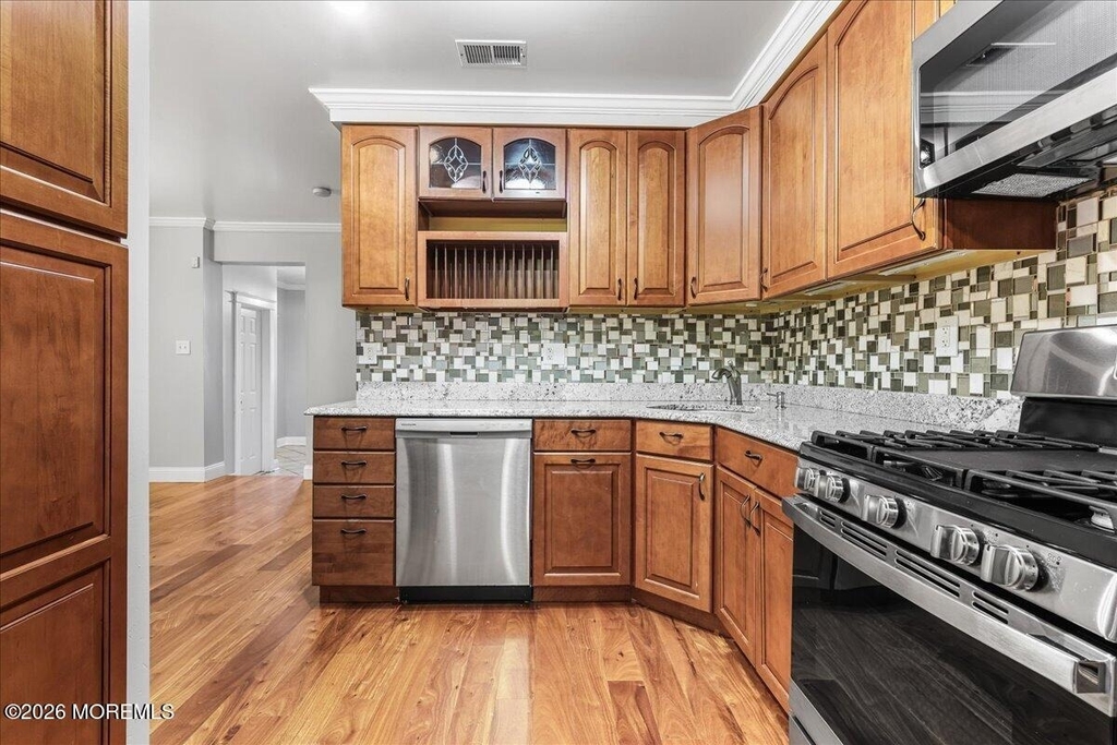 188 Heywood Court - Photo 9