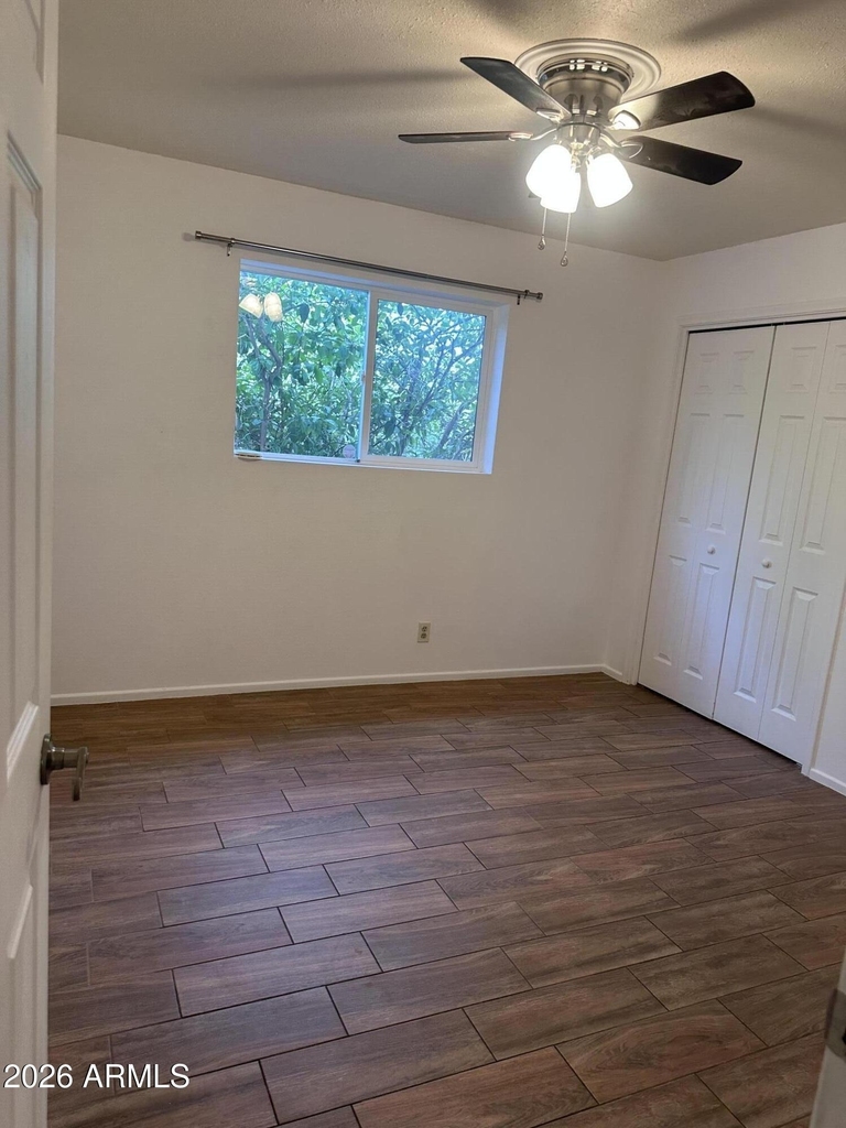 308 E Ellis Drive - Photo 15