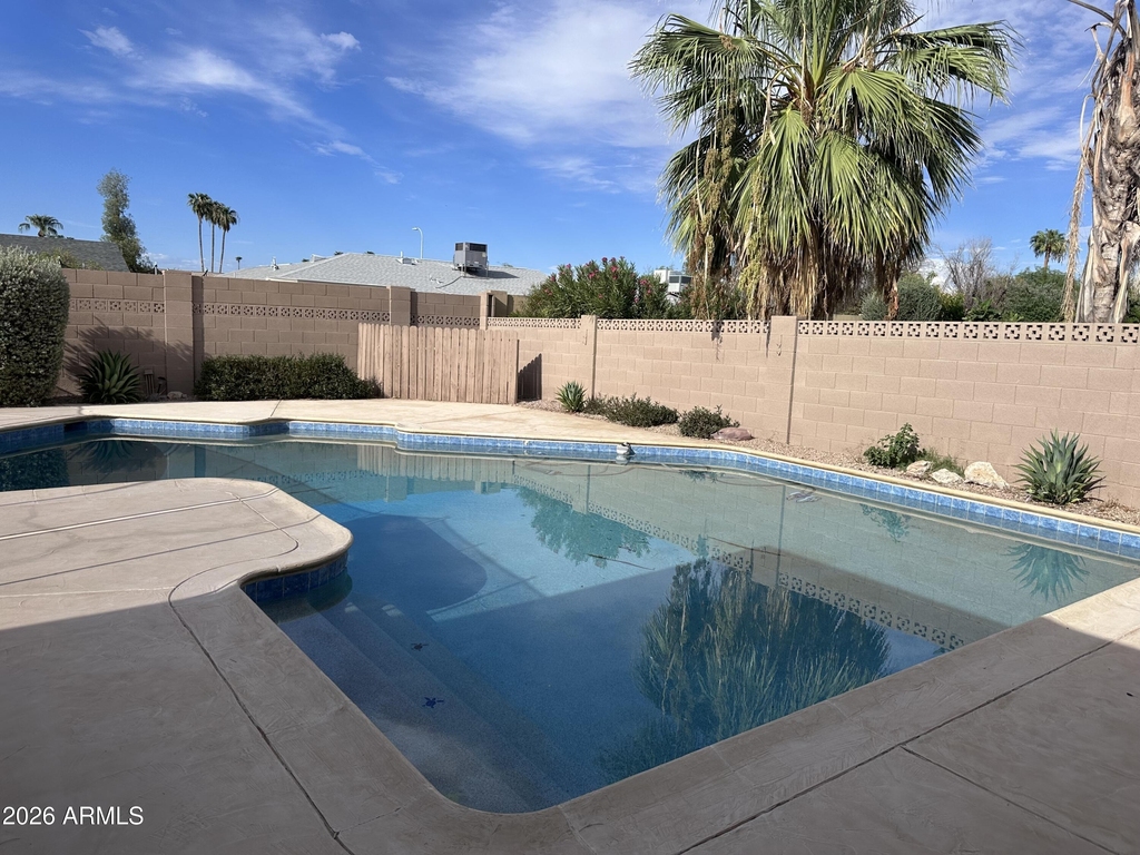 308 E Ellis Drive - Photo 23