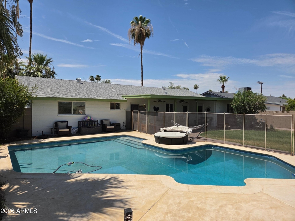 308 E Ellis Drive - Photo 22