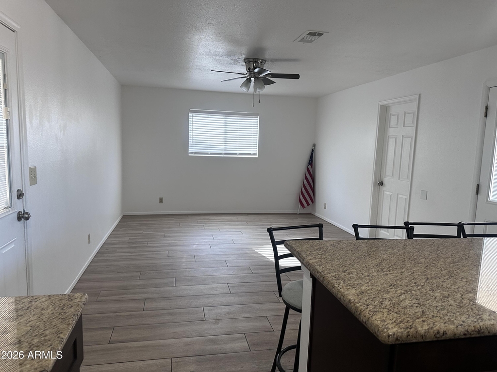 308 E Ellis Drive - Photo 4