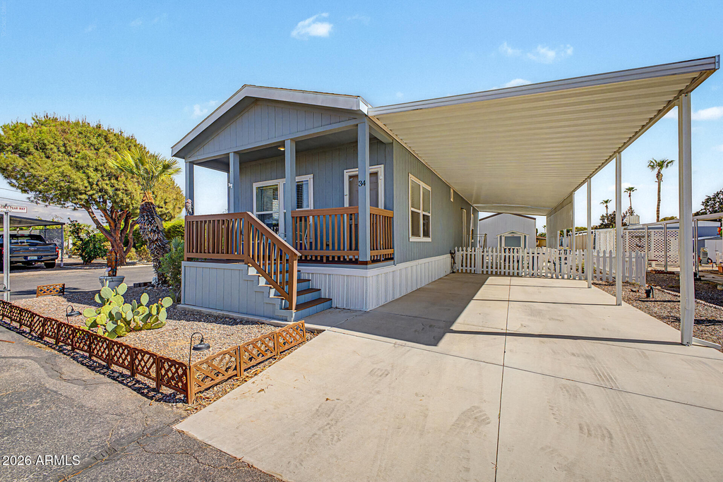 654 E Ranch Road - Photo 2