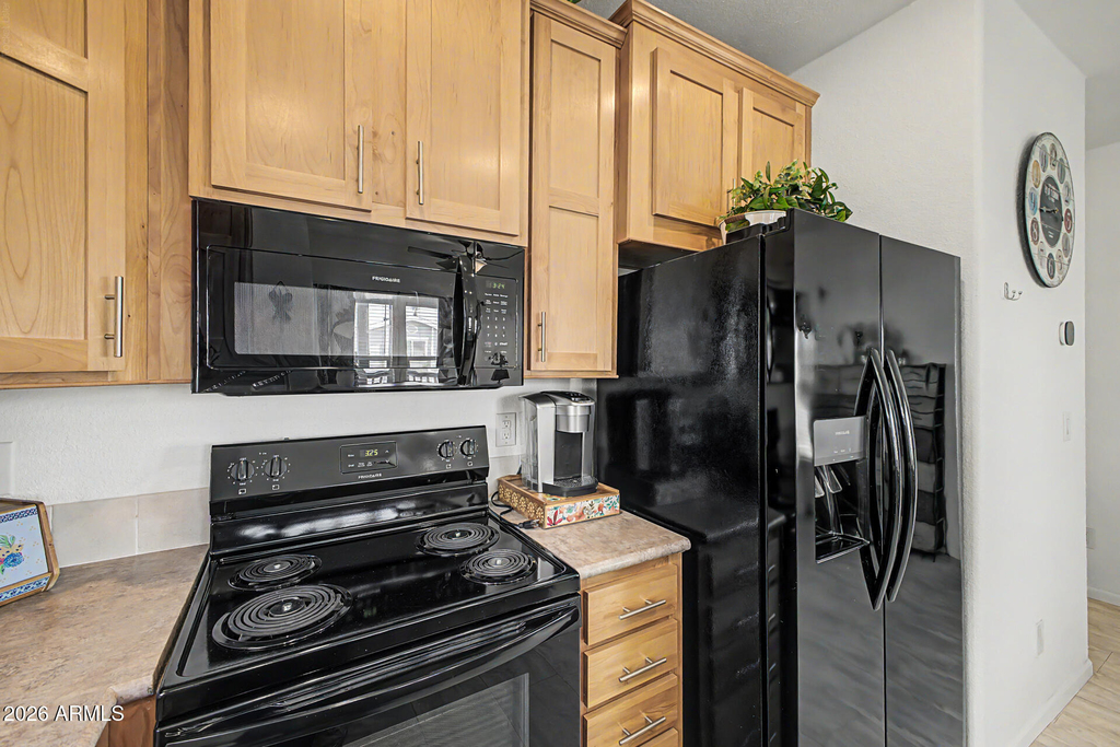 654 E Ranch Road - Photo 15