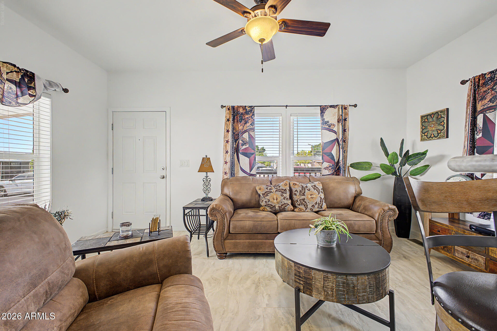 654 E Ranch Road - Photo 8