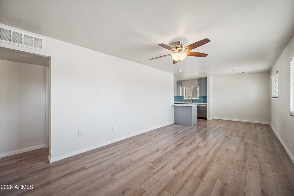 1022 W Elna Rae Street - Photo 9