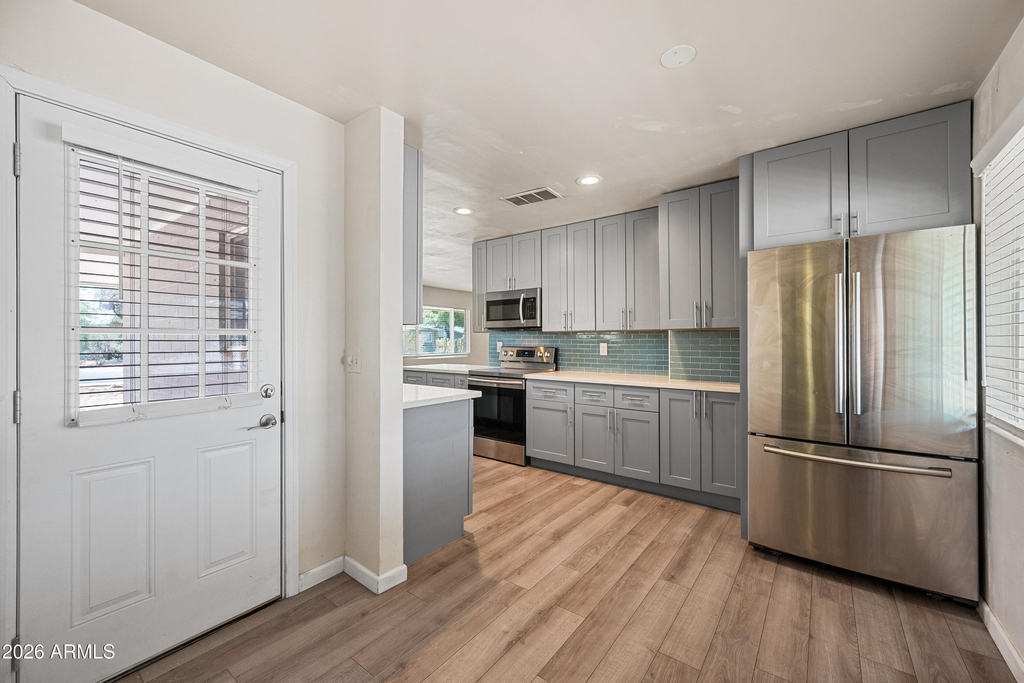 1022 W Elna Rae Street - Photo 17