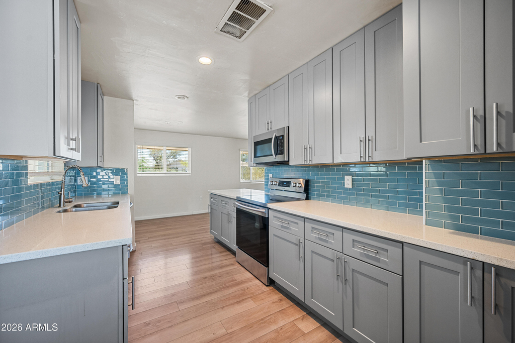 1022 W Elna Rae Street - Photo 13