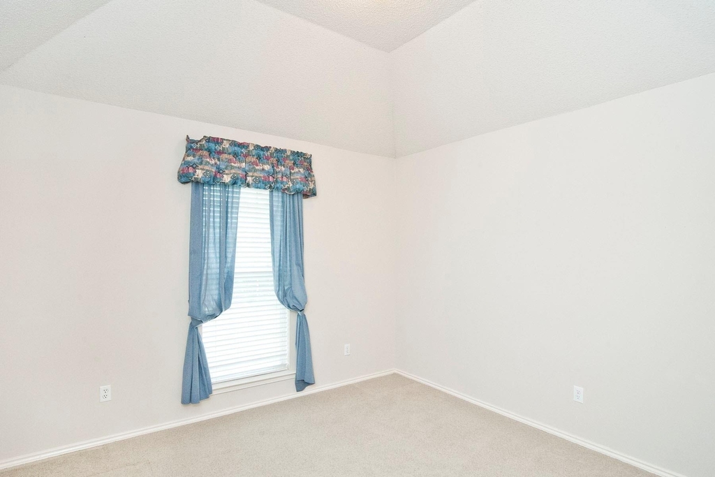 7757 Lancelot Road - Photo 25