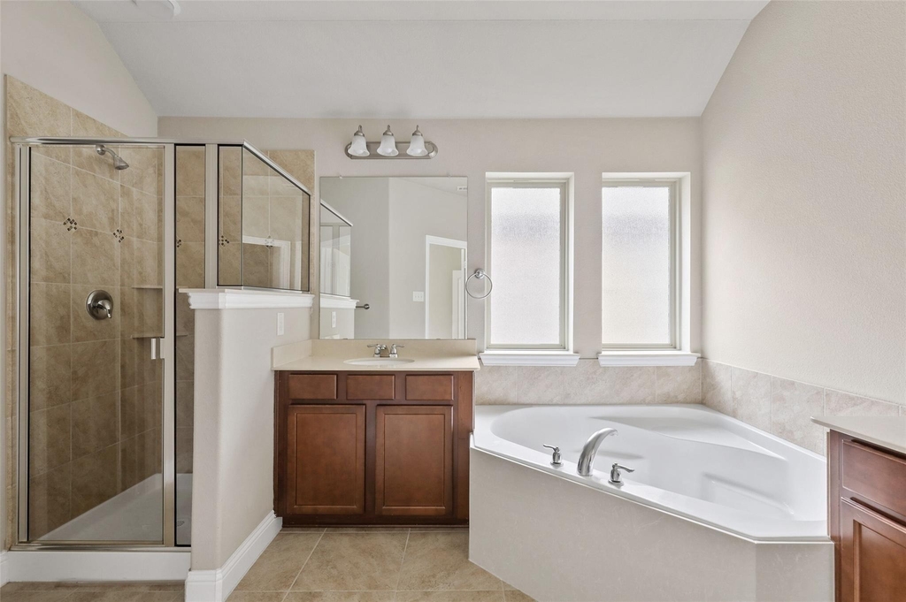 808 Kinghaven Drive - Photo 14
