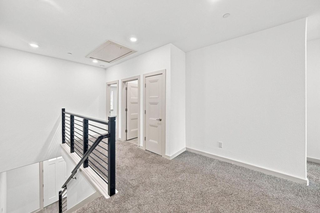 1652 Jessica Drive - Photo 24