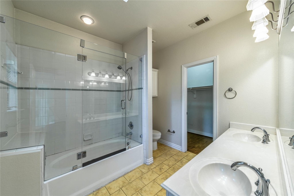 1712 Mary Street - Photo 11