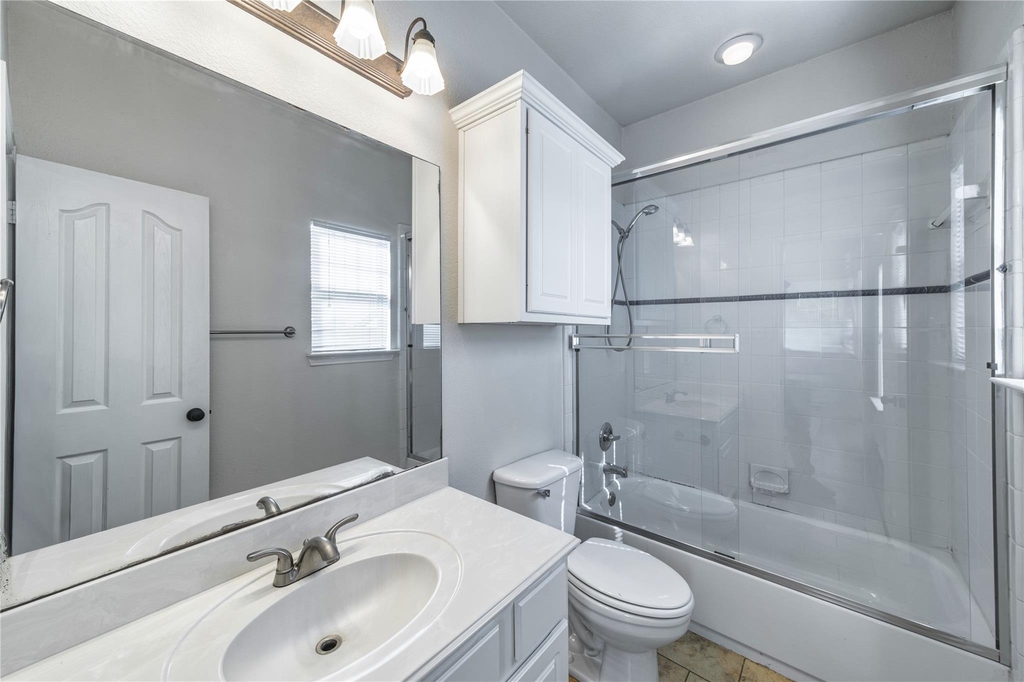1712 Mary Street - Photo 13