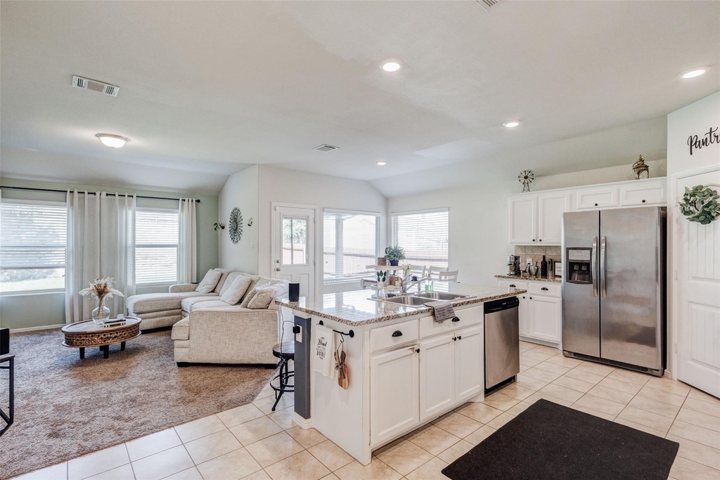 712 Gin Lake Trail - Photo 3