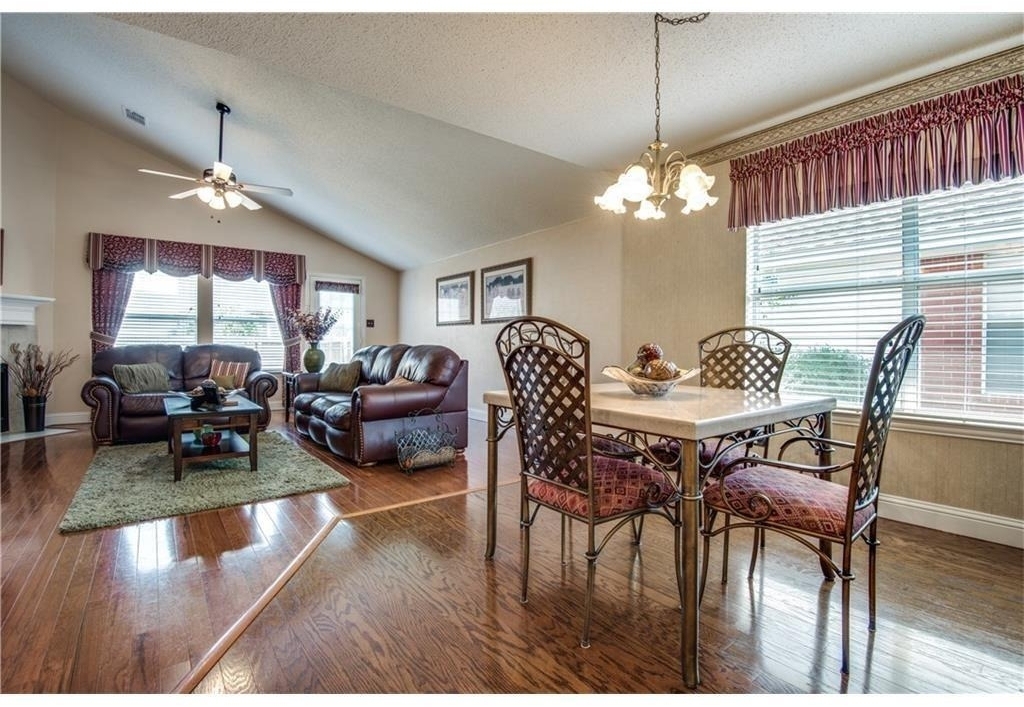 5116 Boxwood Lane - Photo 6