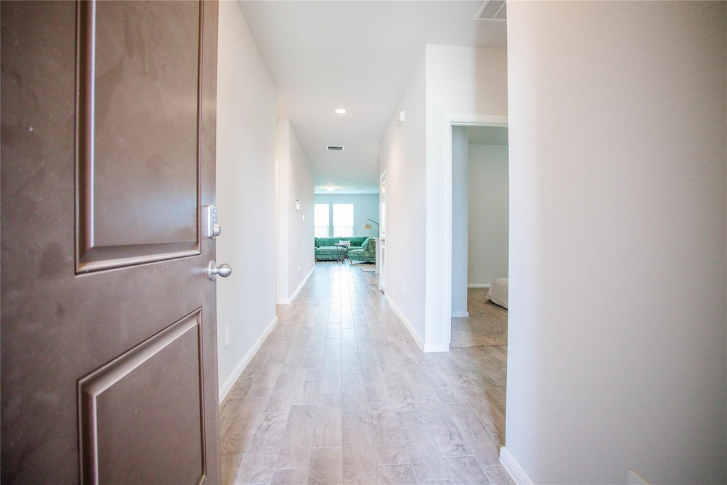 200 Lantana Trail - Photo 3