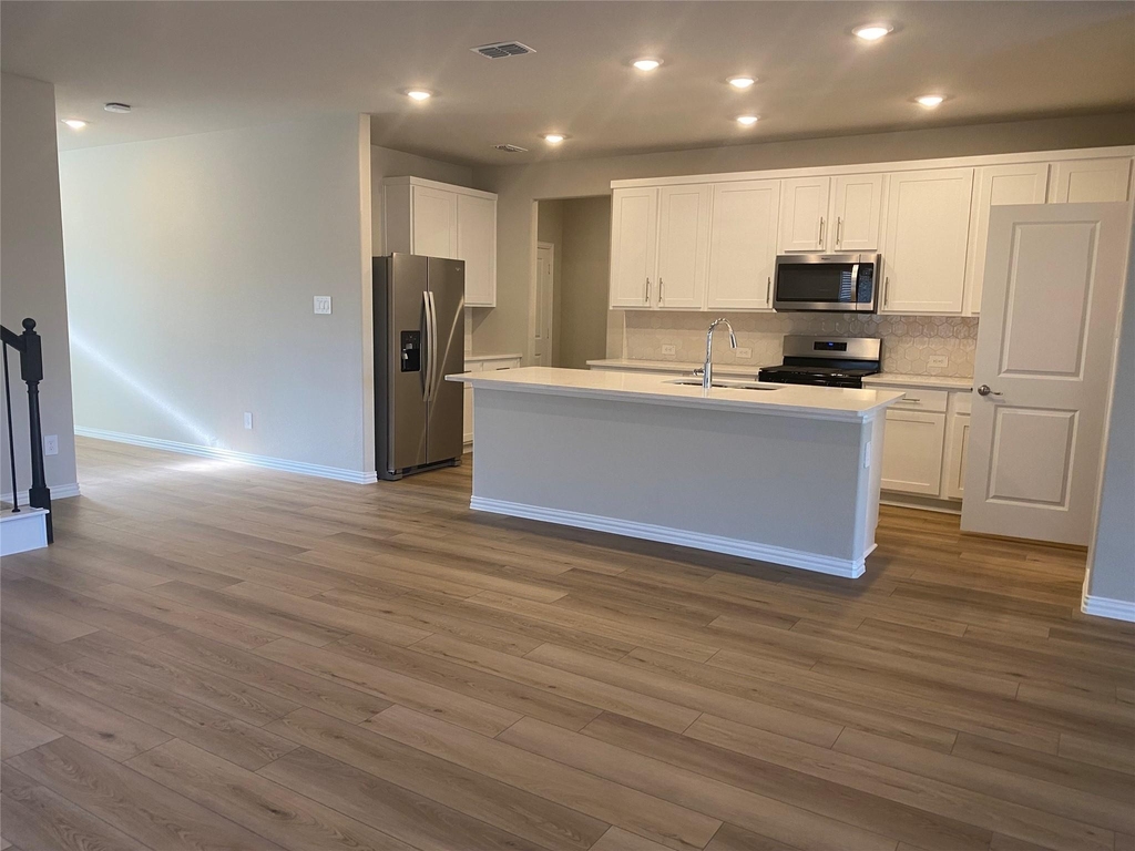 2129 Mustang Way - Photo 6
