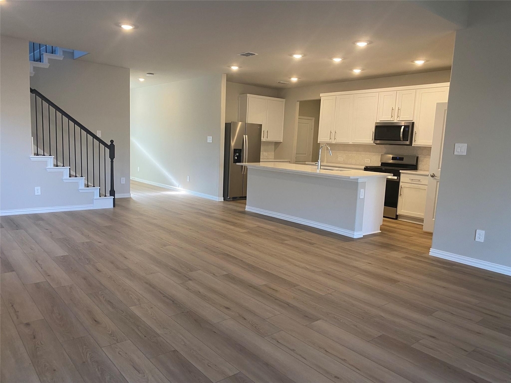 2129 Mustang Way - Photo 7