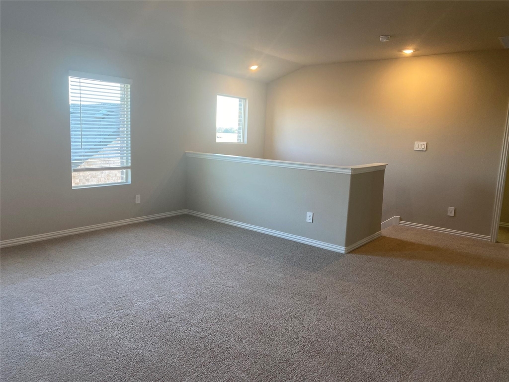 2129 Mustang Way - Photo 25