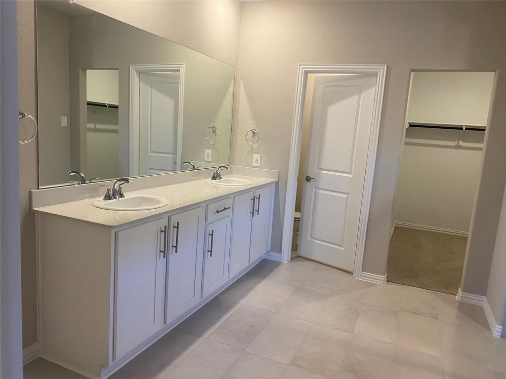 2129 Mustang Way - Photo 21