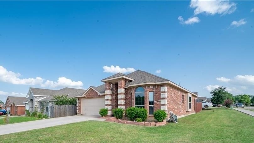 3024 Ortiz Drive - Photo 2