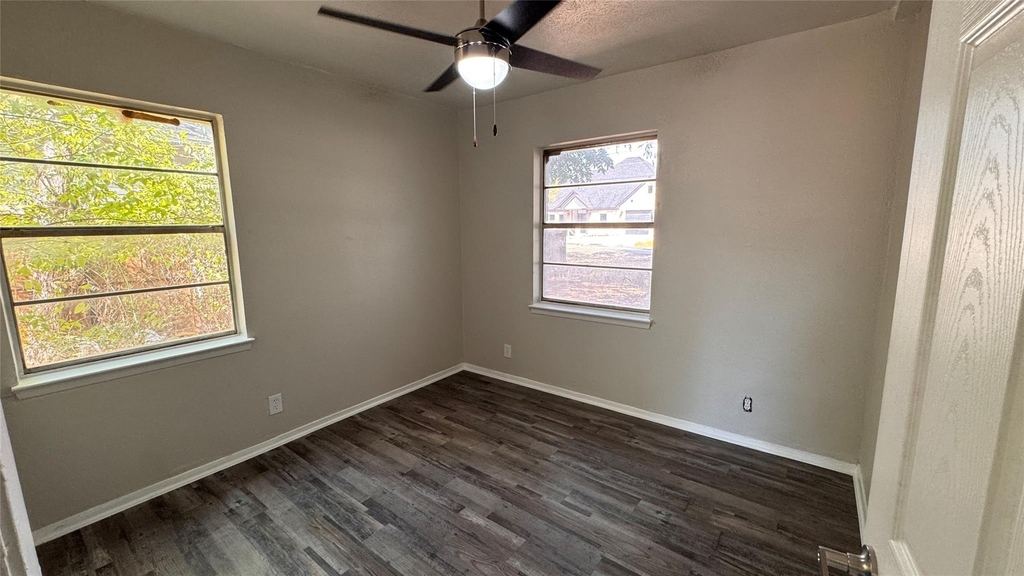 1247 Seminole Drive - Photo 14