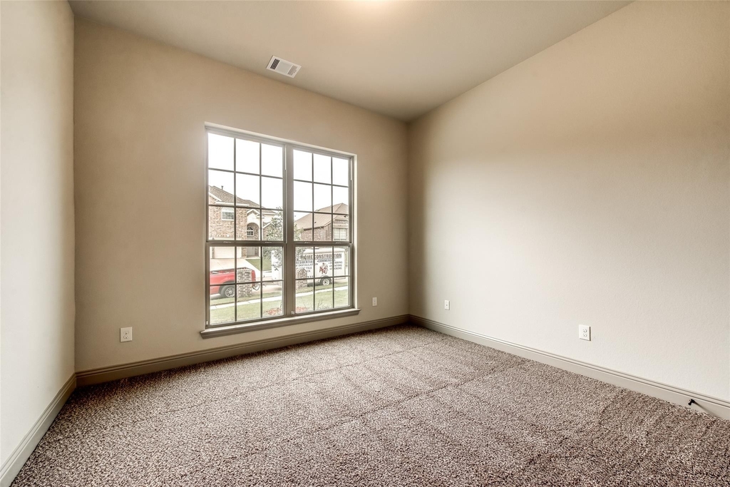 8512 Meadow Sweet Lane - Photo 5
